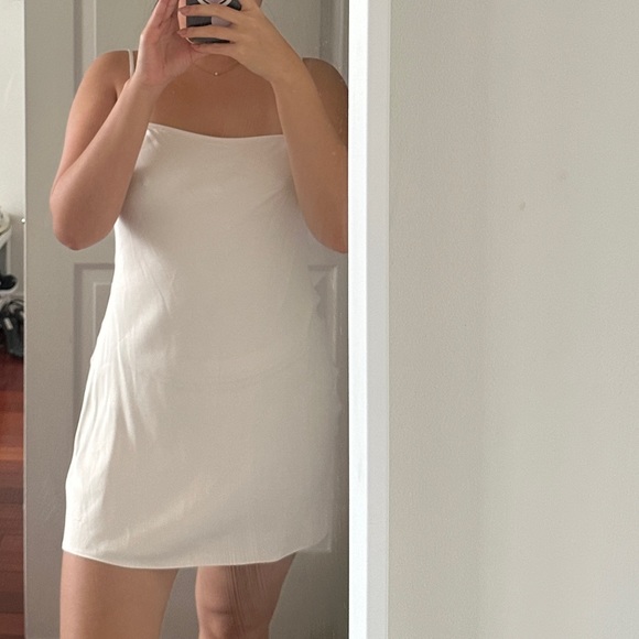 Aritzia wilfred cream slip dress - Picture 2 of 2